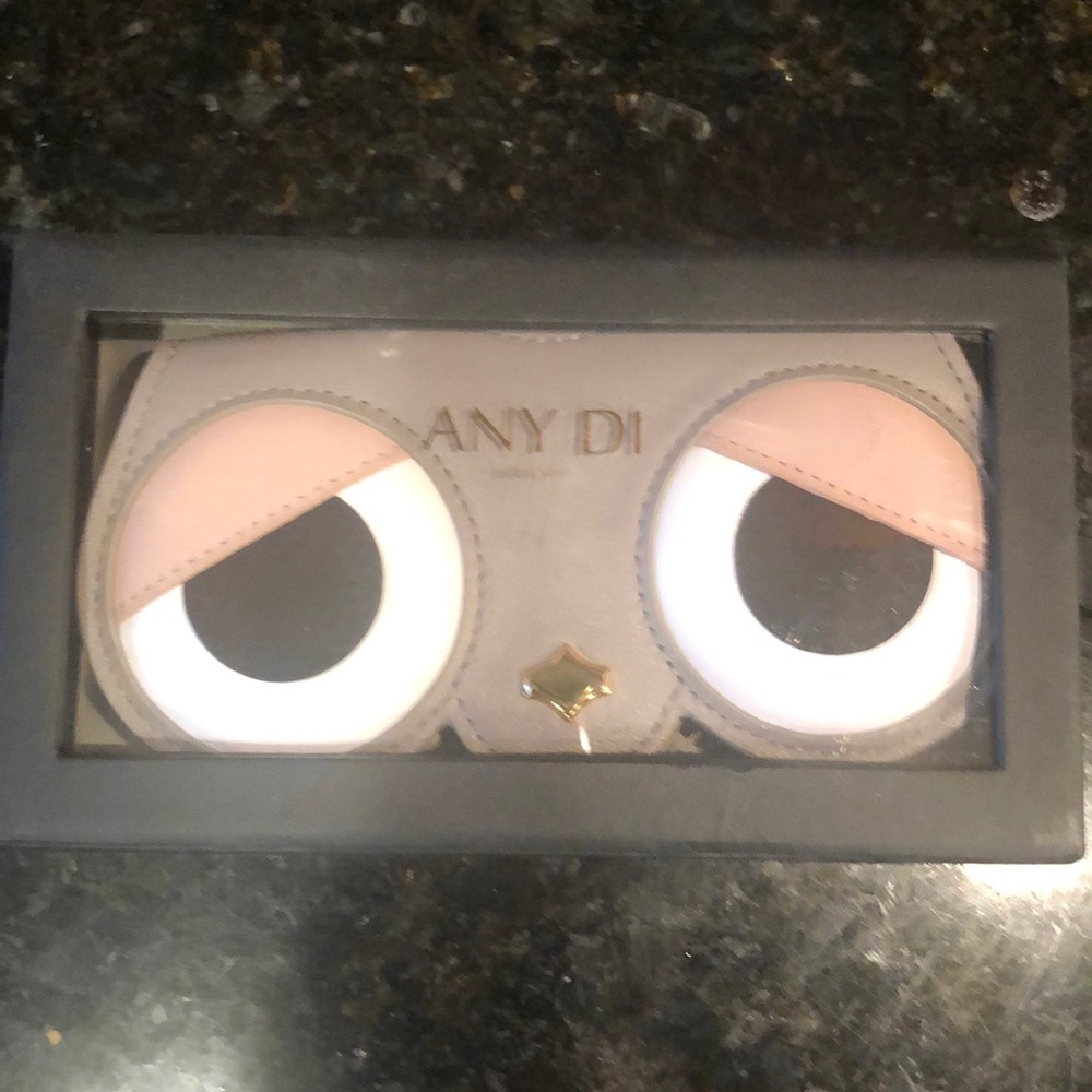 Any DI Munchi sunglasses cover NEW